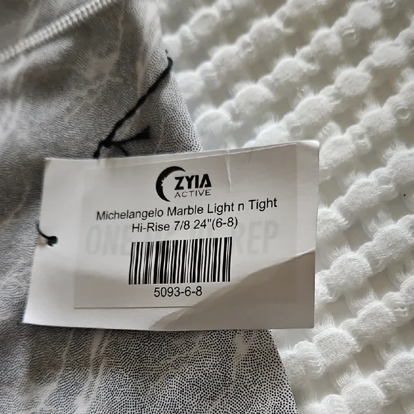 Zyia Gray Marble Leggings - Picture 2 of 3